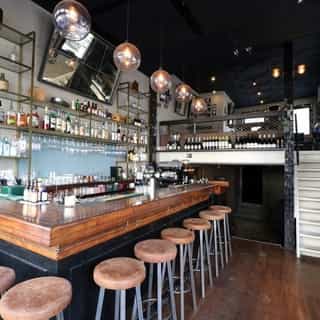 NIEUW op Horecaspot 👀⁠⁠
⁠⁠
🍽 Eetcafé⁠
📍 Amsterdam-Zuid⁠
✔ Verhuur vastgoed⁠ & verkoop bedrijfsexploitatie⁠
⁠
Meer info? Brochure of bezichtiging aanvragen? ⁠
🔗 in bio