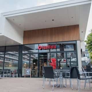 NIEUW op Horecaspot 👀⁠⁠
⁠⁠
🍽 Cafeteria - Lunchroom⁠
📍 Arnhem⁠
✔ Verhuur vastgoed⁠ & verkoop bedrijfsexploitatie⁠
⁠
Meer info? Brochure of bezichtiging aanvragen? ⁠
🔗 in bio