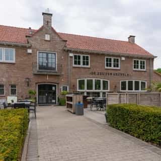 NIEUW op Horecaspot 👀⁠⁠
⁠⁠
🍽 Restaurant, B&B⁠
📍 Wezep⁠
✔ Verkoop vastgoed⁠ & verkoop bedrijfsexploitatie⁠
⁠
Meer info? Brochure of bezichtiging aanvragen? ⁠
🔗 in bio