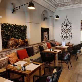 NIEUW op Horecaspot 👀⁠⁠
⁠⁠
🍽 Lunchroom⁠
📍 Den Haag⁠
✔ Verhuur vastgoed⁠ & verkoop bedrijfsexploitatie⁠
⁠
Meer info? Brochure of bezichtiging aanvragen? ⁠
🔗 in bio